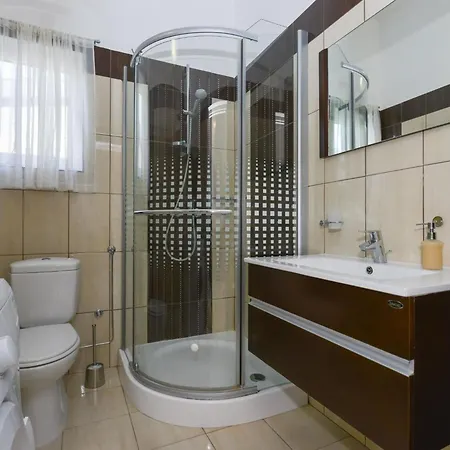 Mit Terrassen Am Wald By Interhome Сasa de vacaciones