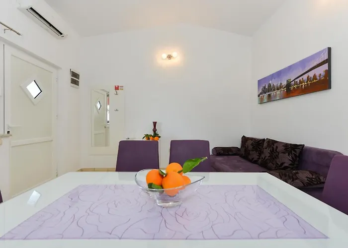 Prázdninový dům Mit Terrassen Am Wald By Interhome Vir