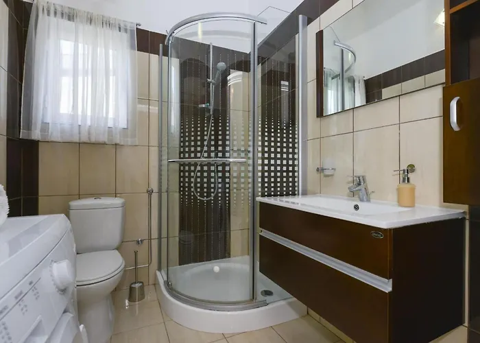 Mit Terrassen Am Wald By Interhome Prázdninový dům