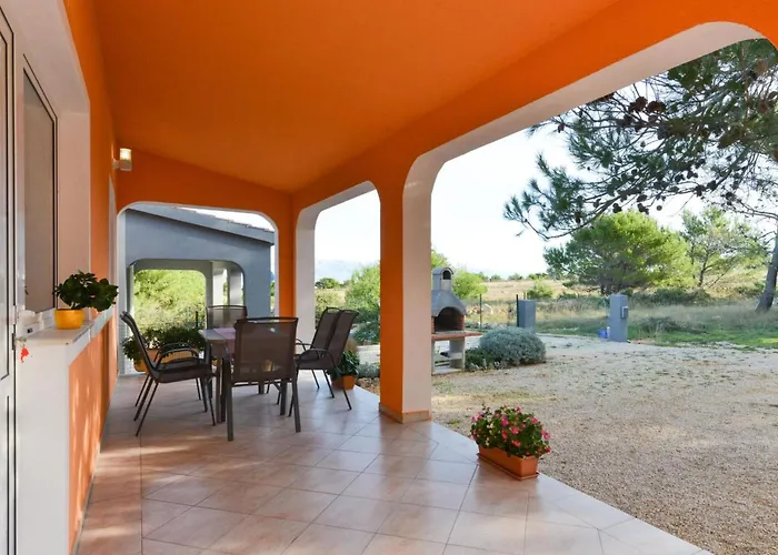 Vikendica Mit Terrassen Am Wald By Interhome *