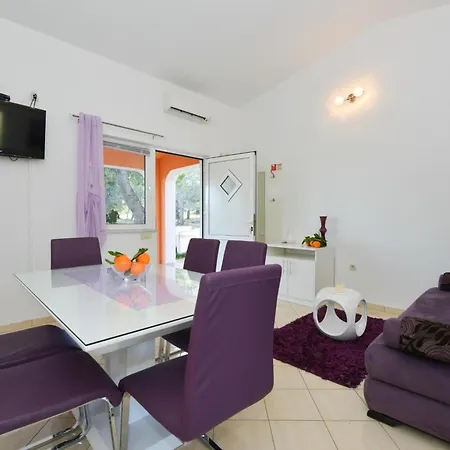 Vakantiehuis Mit Terrassen Am Wald By Interhome
